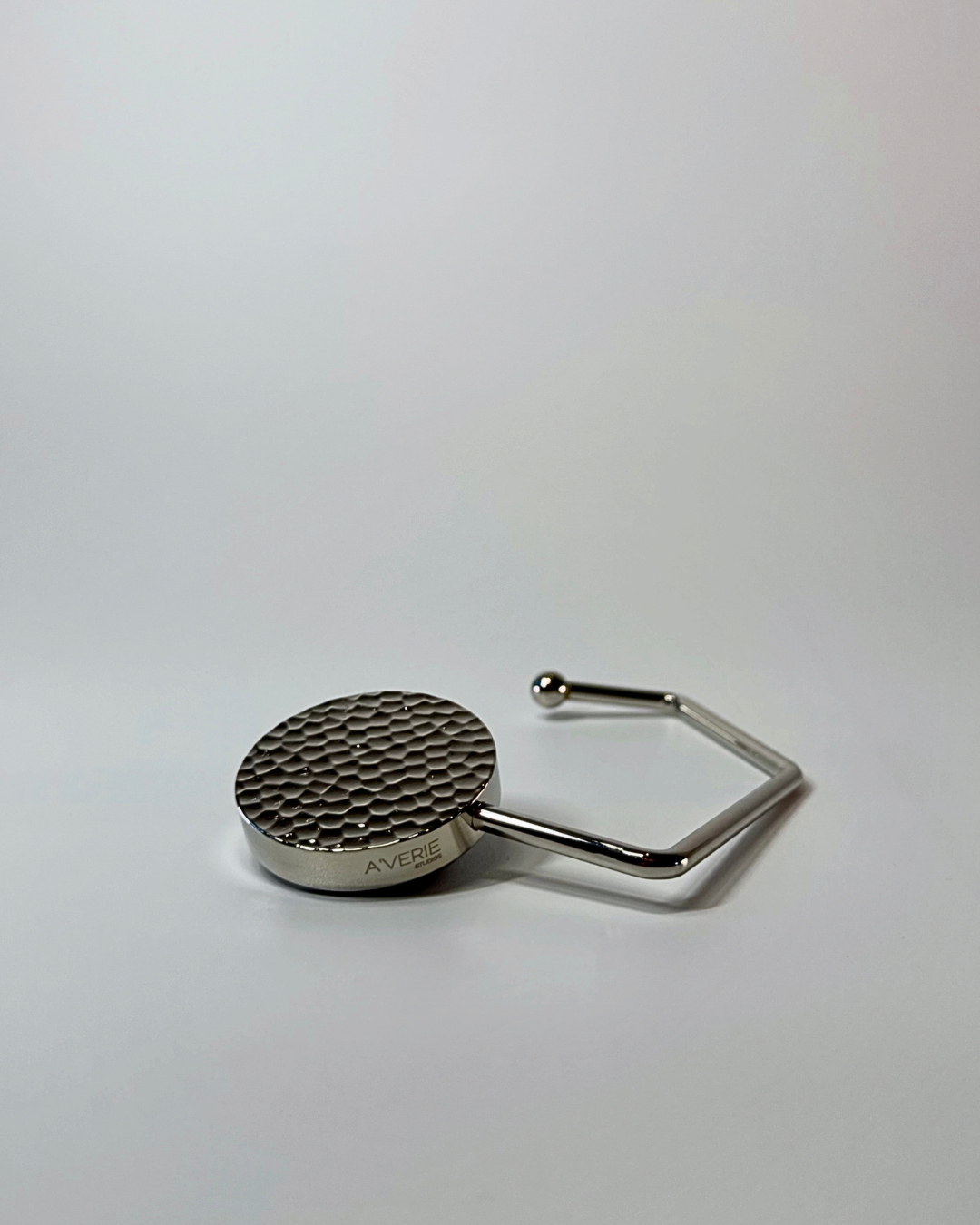 A'VERIE Bag Hook - Hammered Edge Silver