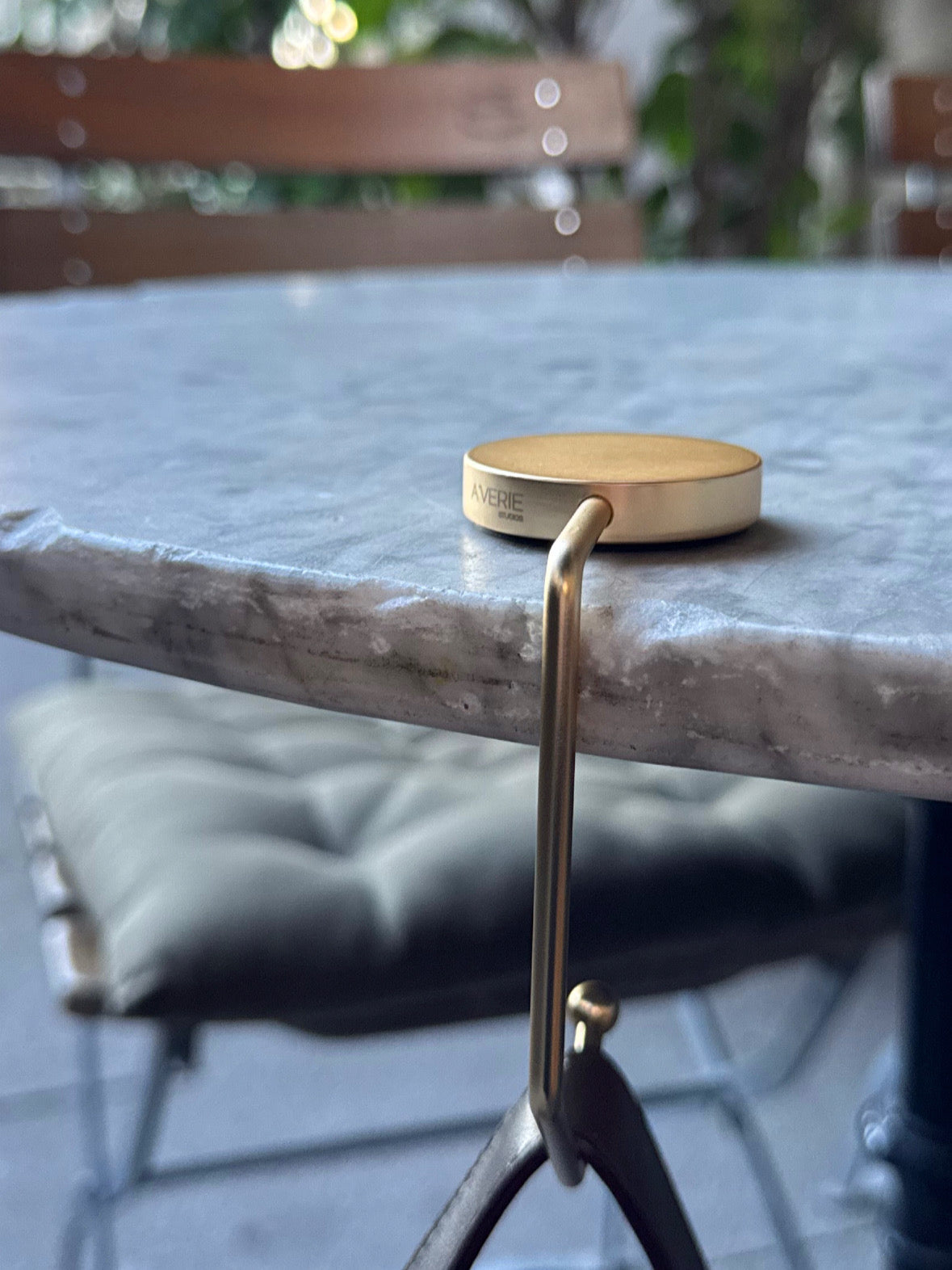 A'VERIE Väskkrok - Matt Guld