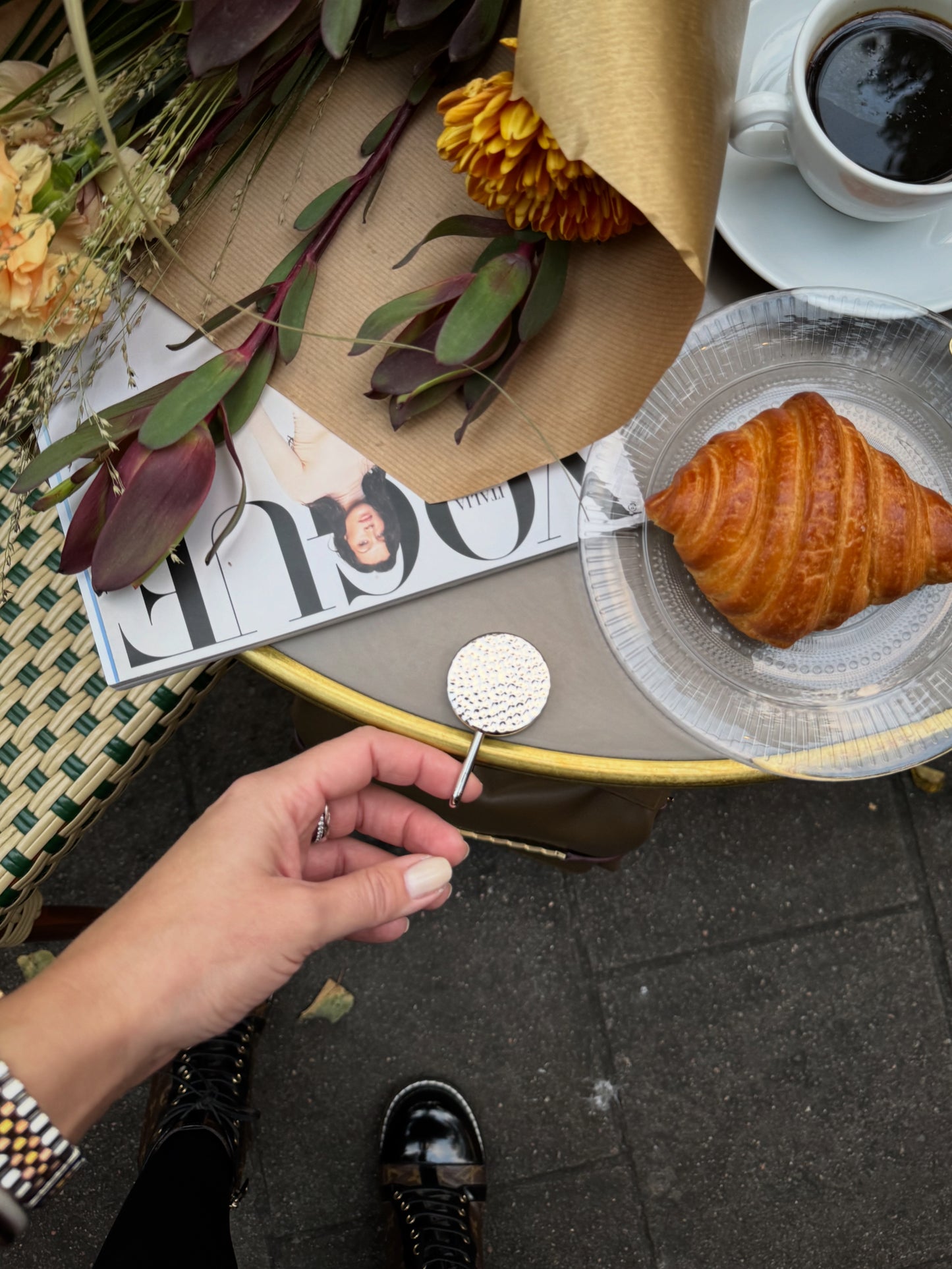 A'VERIE Bag Hook - Hammered Silver
