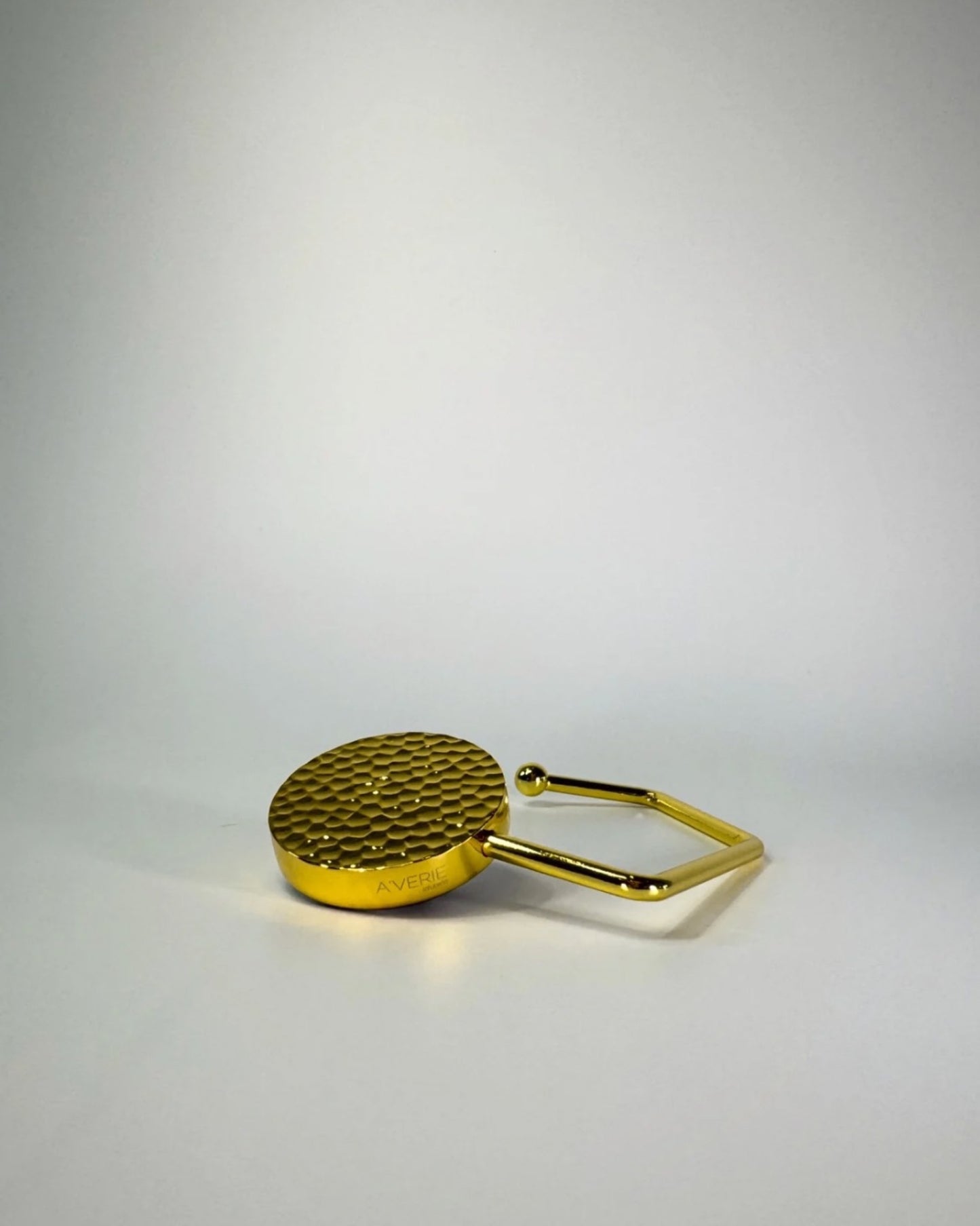 A'VERIE Väskkrok - Hamrad Guld Edge