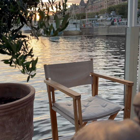 Compact bag hook that keeps your essentials clean and within reach.